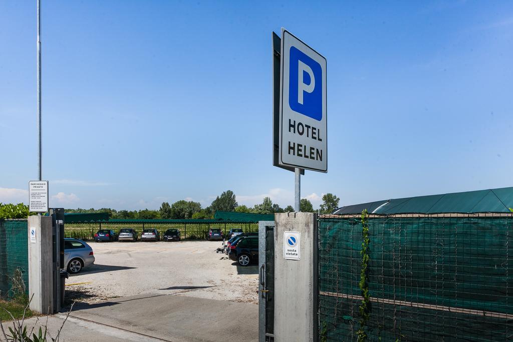 Hotel Helen Caorle Exteriör bild